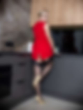 Dotted nylons are back