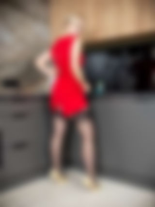 Dotted nylons are back