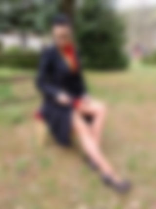 Kink in the garden in brown stockings