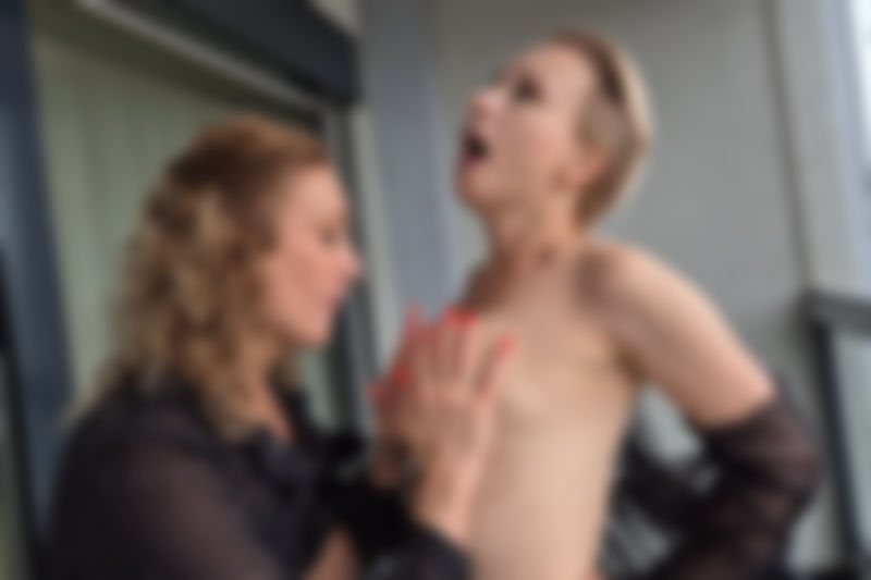 Squirty mature lesbos