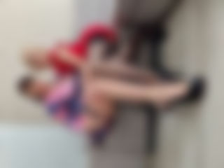 Mature, stockinged lesbos full of lust