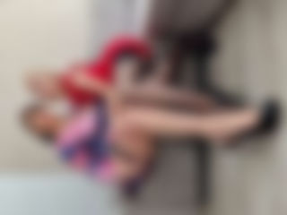 Mature, stockinged lesbos full of lust