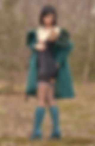 Anybody seen this lovely nyloned lady?