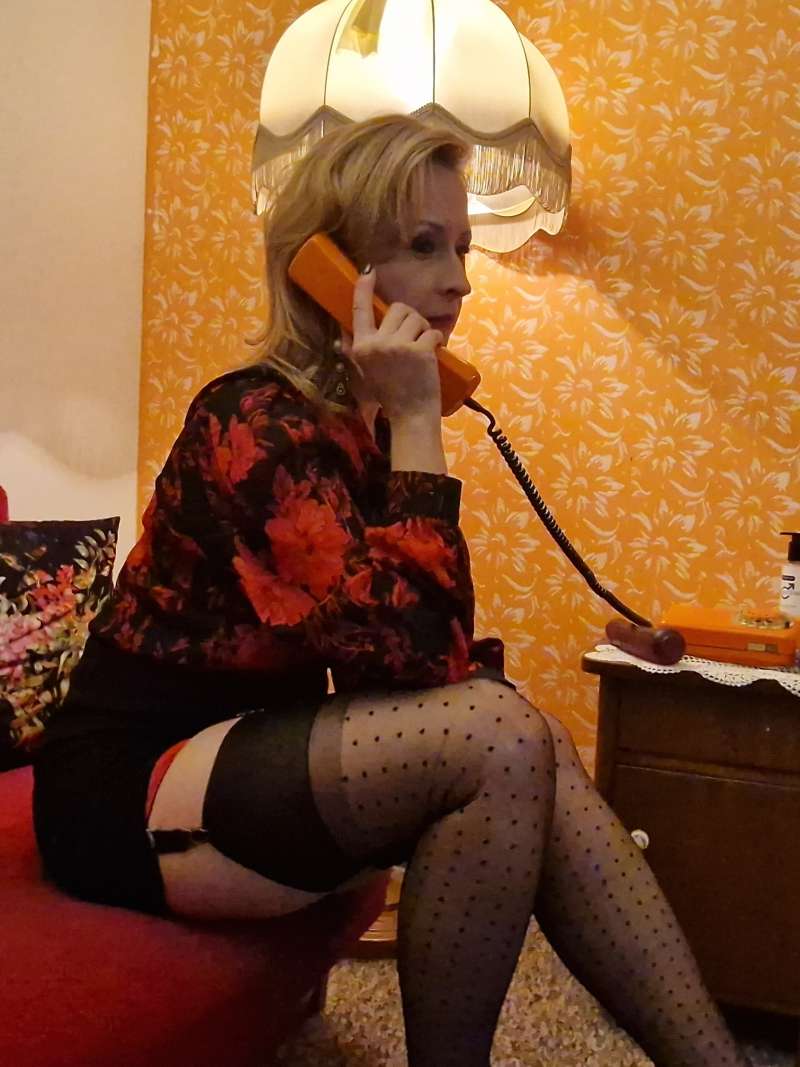 Anal delights in vintage style