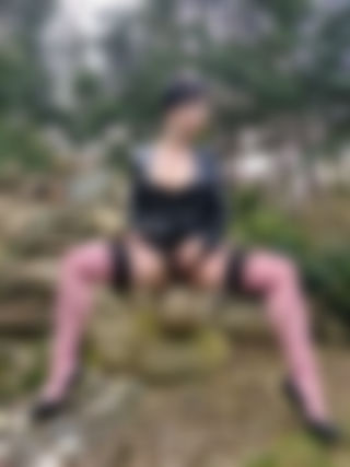 Rock & nylons