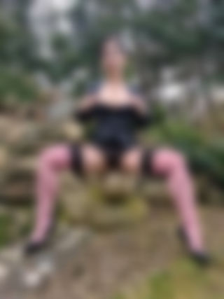 Rock & nylons